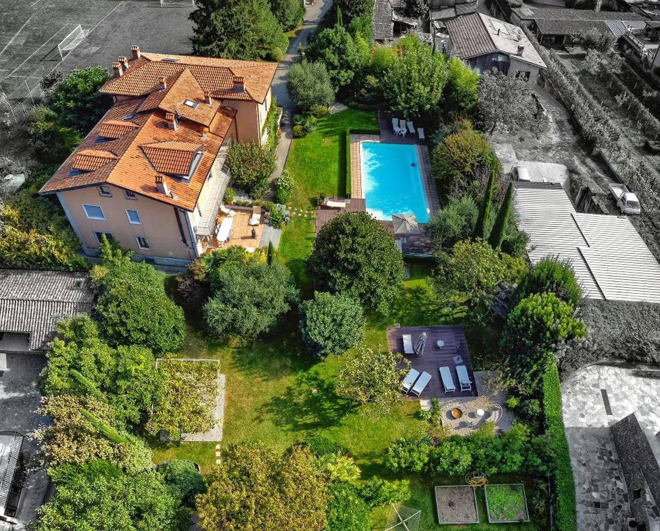 Iris 2 Lago Di Como Dongo Apartment